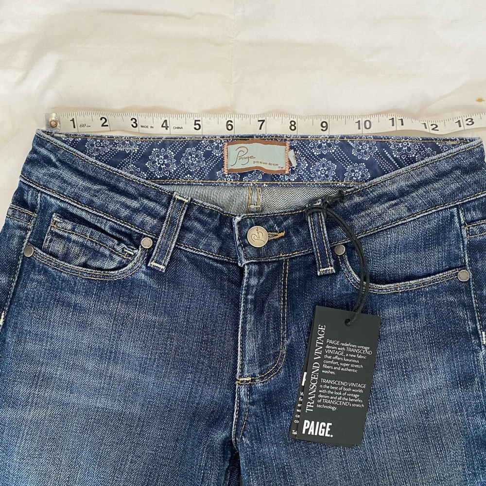PAIGE premium denim jeans BOOT-CUT/ FLARE👖Size 26, 29”inseam - CUTE!!